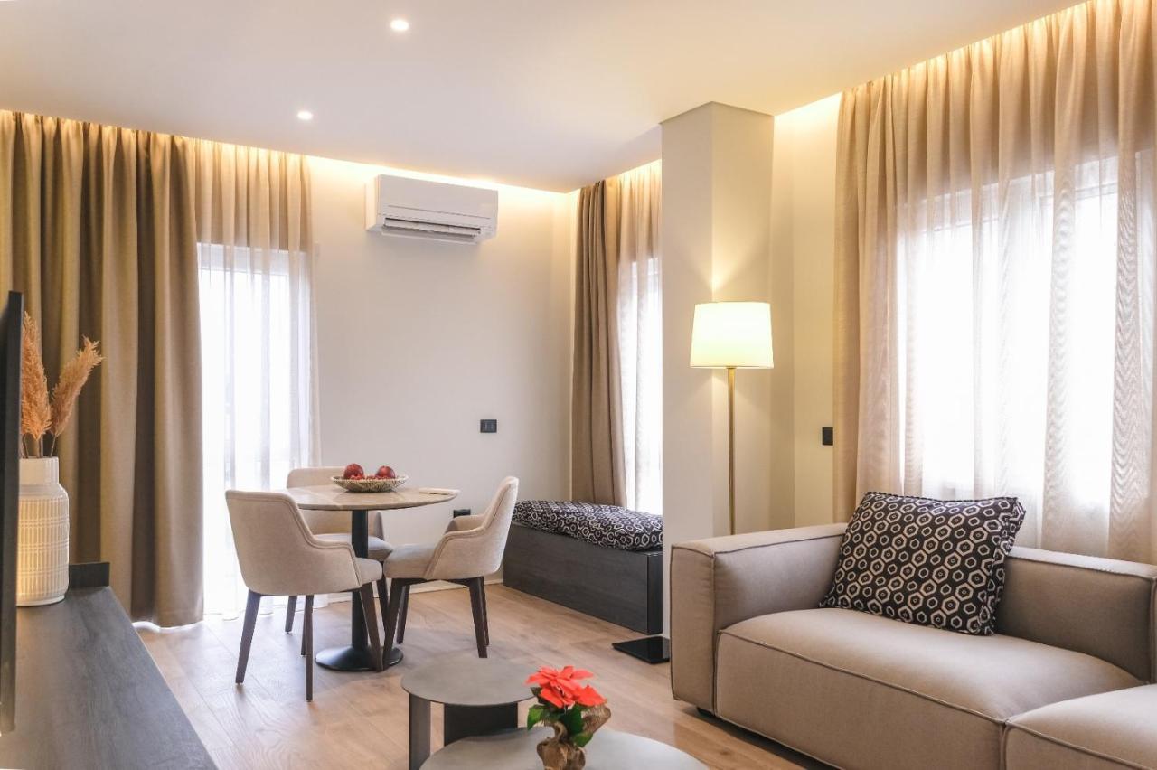 Two Steps Apartments Tirana Kültér fotó