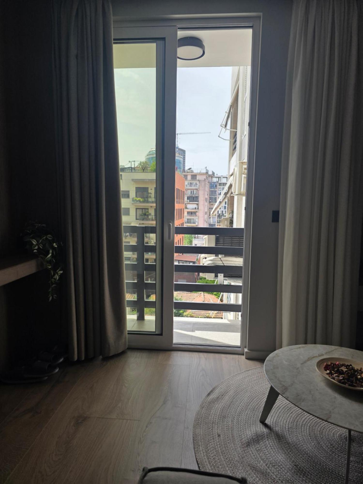 Two Steps Apartments Tirana Kültér fotó